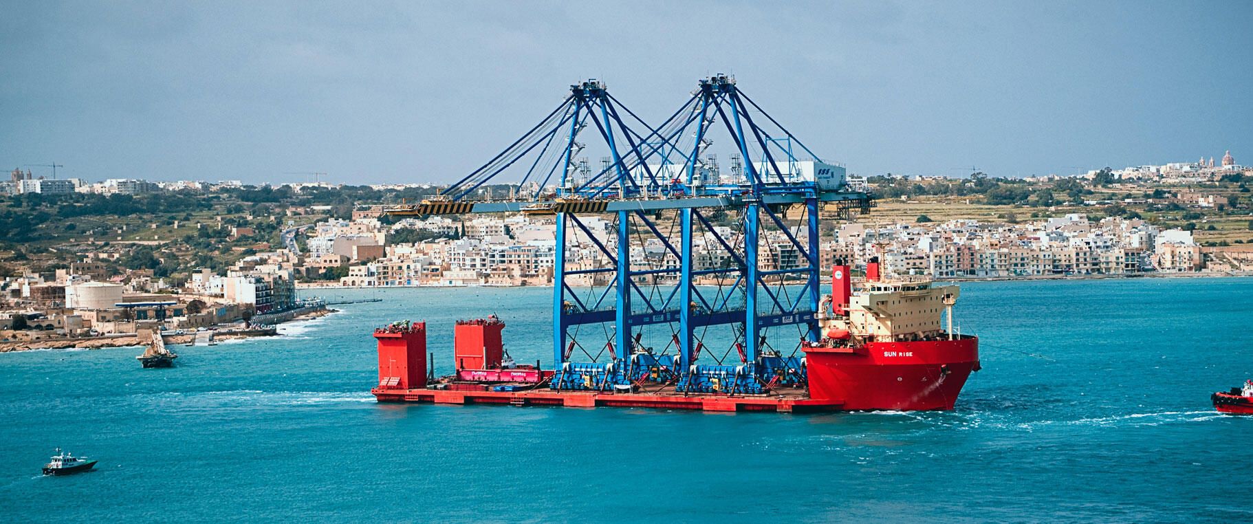 Two very heavy cranes benefit from the multimodal transport and shipping expertise of CEVA Project Logistics