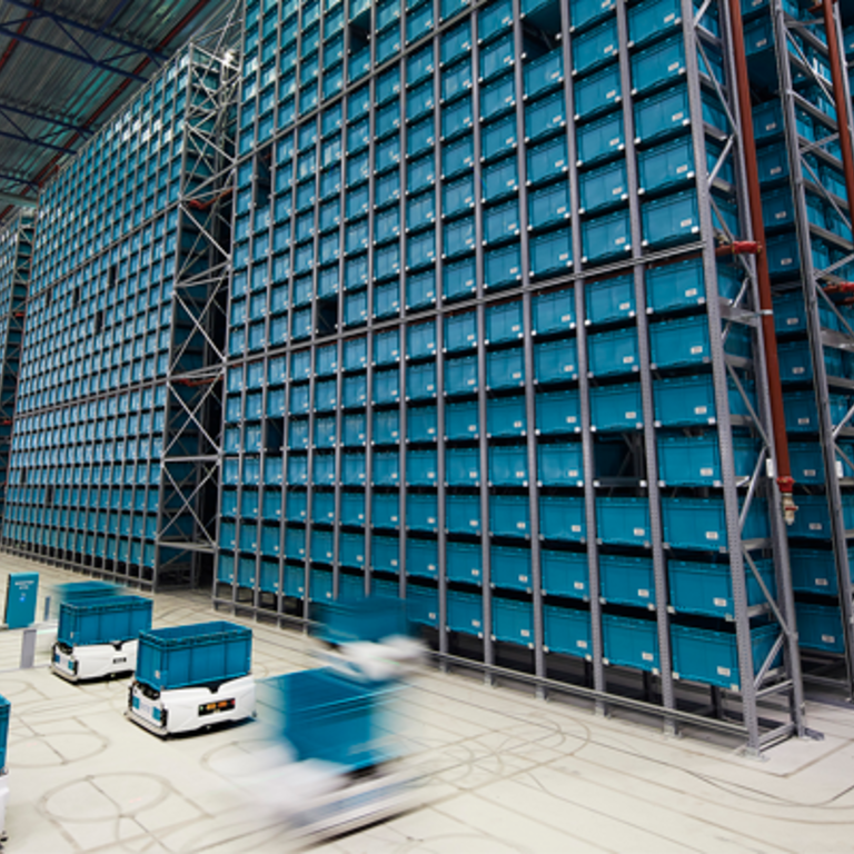 eCommerce ceva warehouse skypod